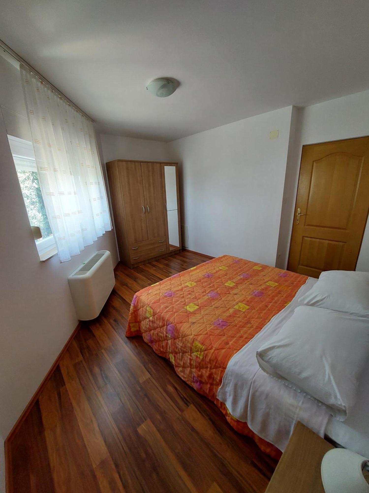 Apartments Palit Rab Town Exterior foto